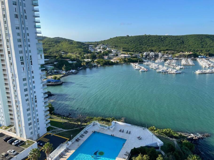 Ocean View 2 Bed 1 Bath 2 Parkings & Pool @ Dos Marinas Fajardo Apartment Exterior photo